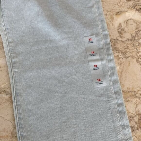 NWT Old Navy OG Loose Low Rise Light Wash Jeans Size 12 - Picture 4 of 7